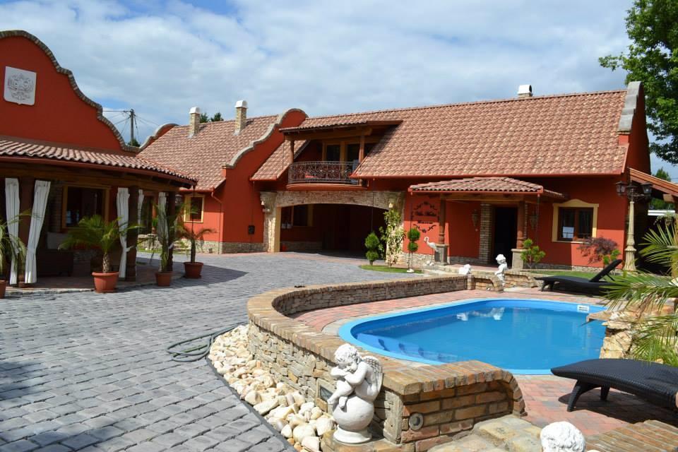 Villa Medici Vendeghaz Kiskoros Ngoại thất bức ảnh