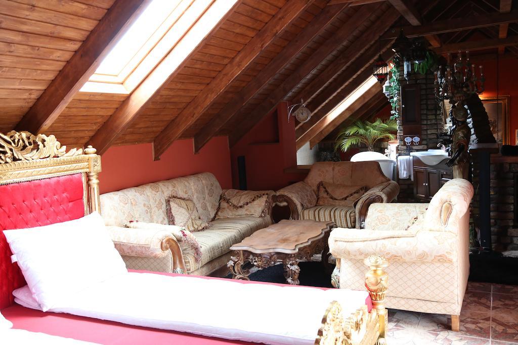 Villa Medici Vendeghaz Kiskoros Phòng bức ảnh